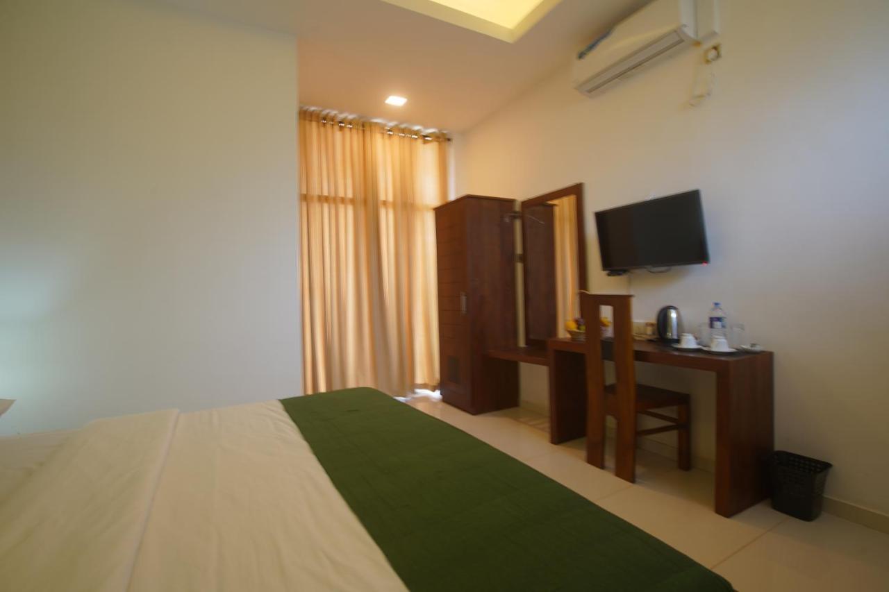 Monaara Leisure - Anuradhapura Exterior photo
