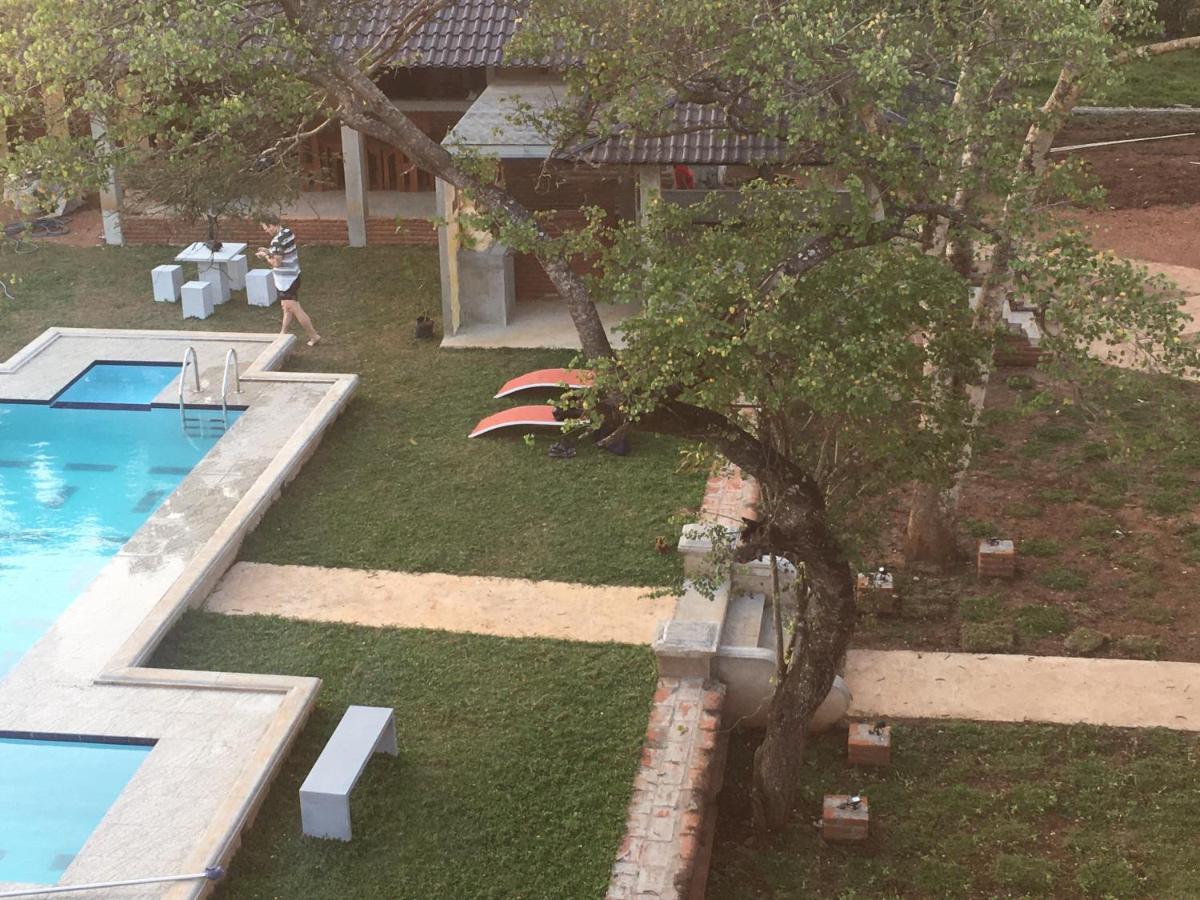 Monaara Leisure - Anuradhapura Exterior photo